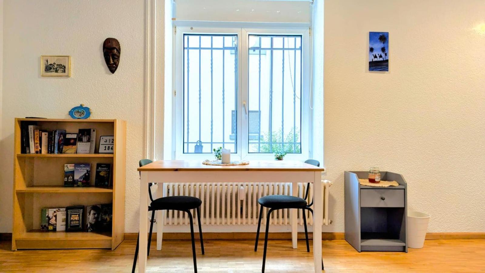 Urban Retreat - Cozy Studio With Private Patio Apartment ซูริก ภายนอก รูปภาพ